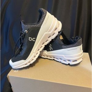 Cloudultra
US 6.5
EUR 37.5
UK 4
Black I White